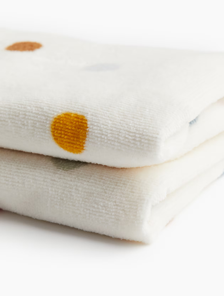 Dotted Bath Towel